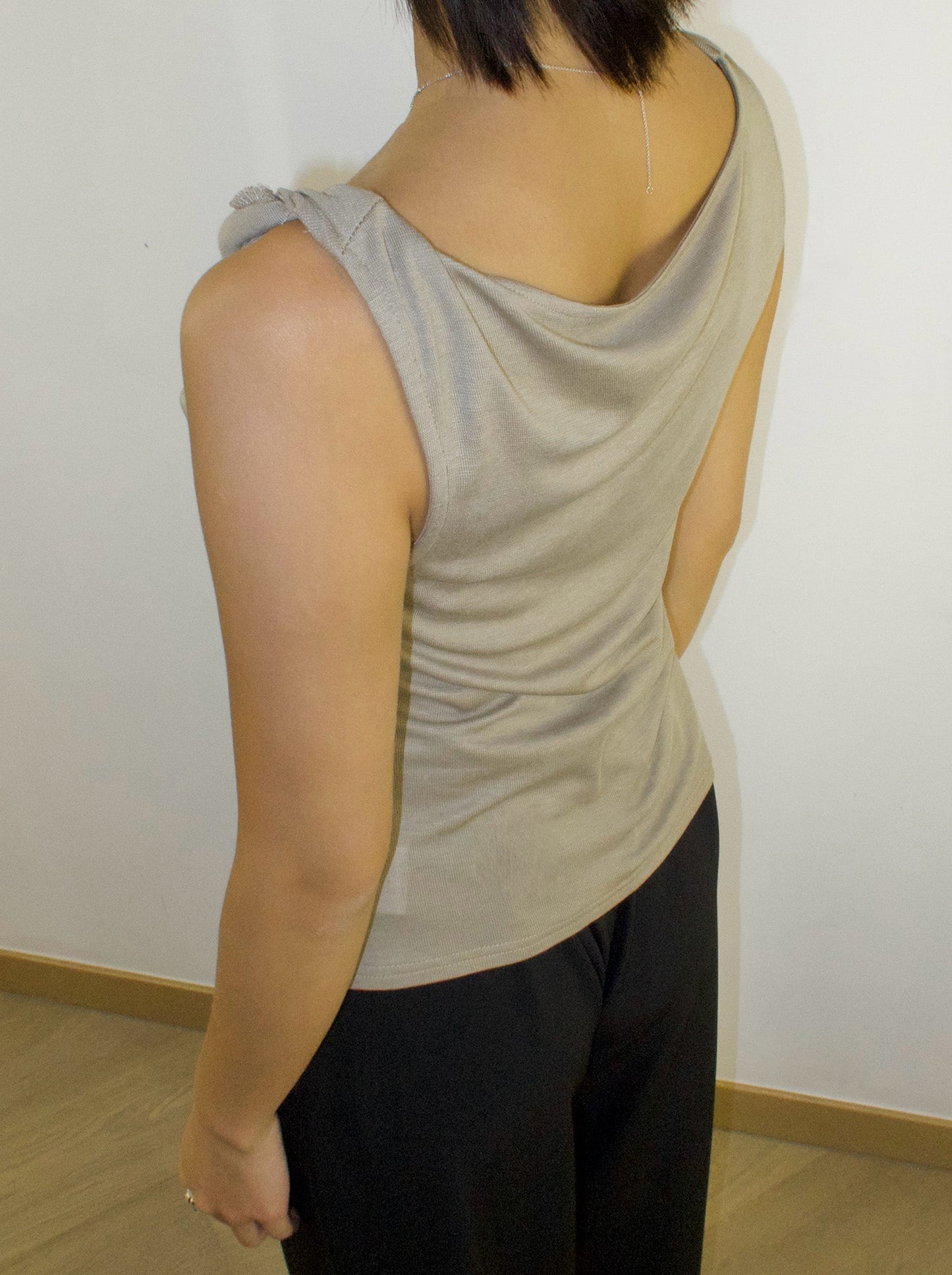 Asymmetrical Top [BLACK LEFT]